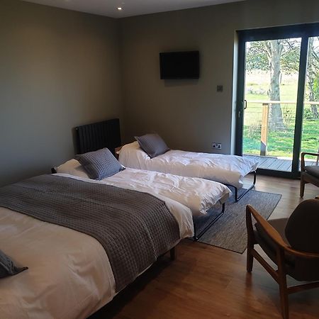Open Acres Accommodation And Airport Parking Backwell Екстериор снимка