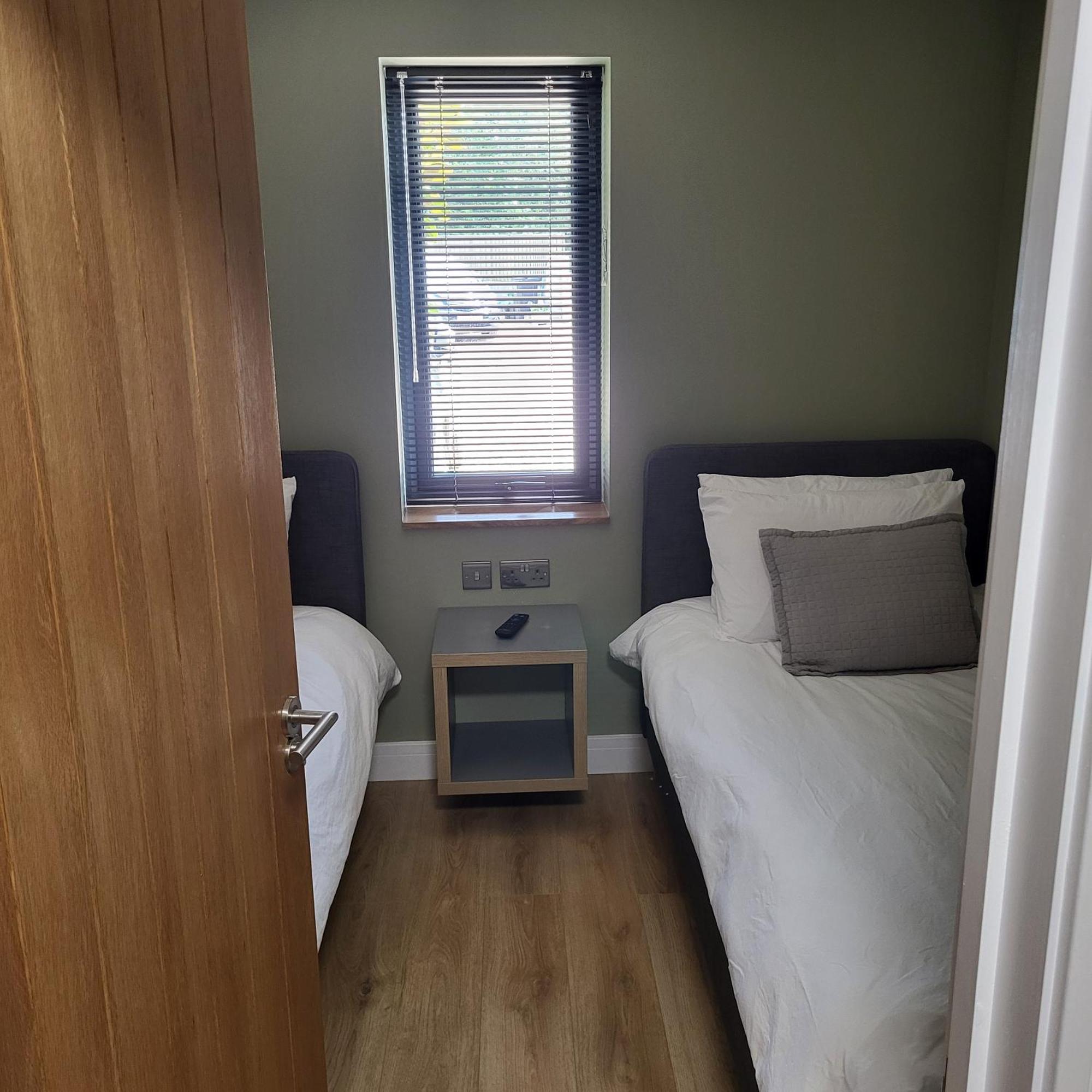 Open Acres Accommodation And Airport Parking Backwell Екстериор снимка