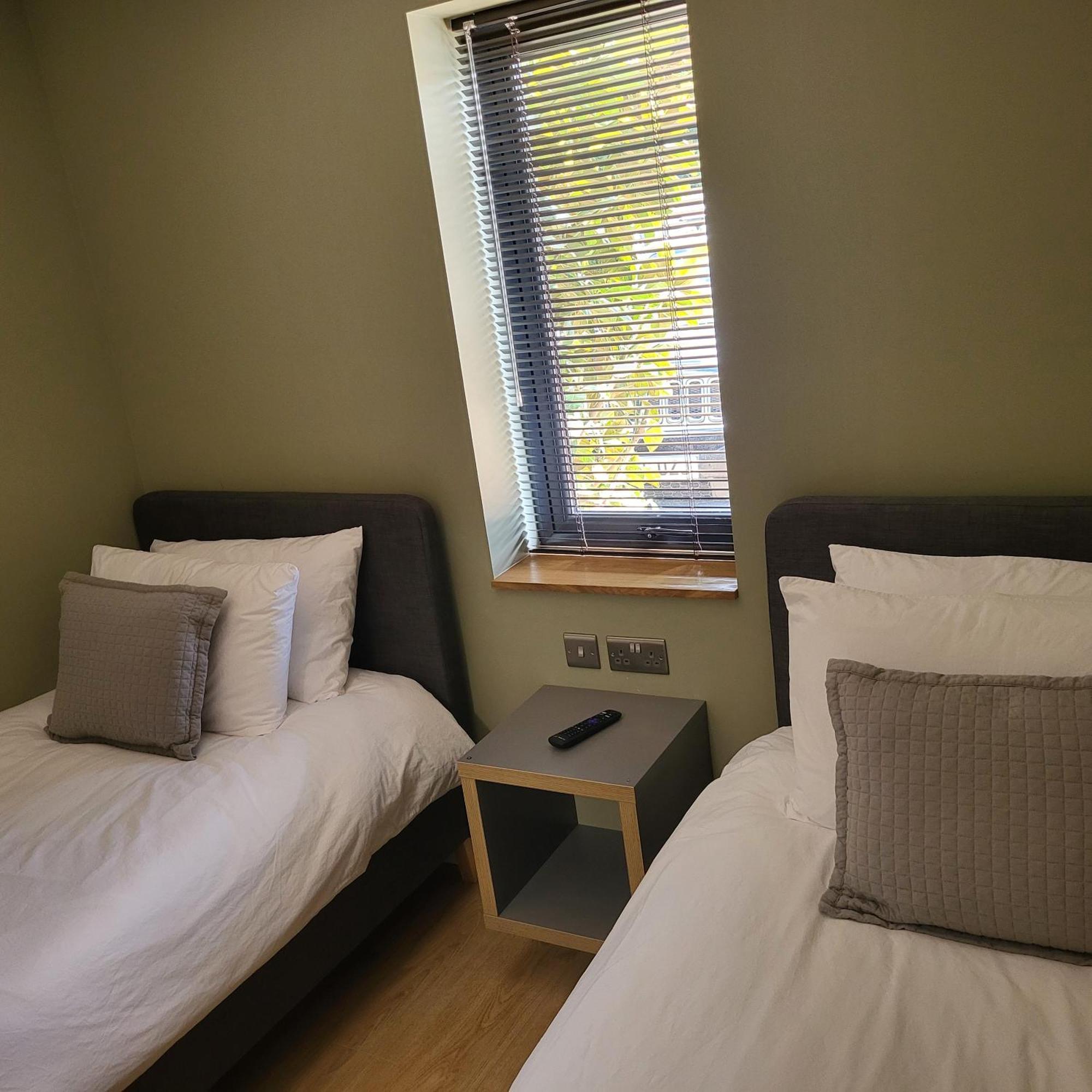 Open Acres Accommodation And Airport Parking Backwell Екстериор снимка