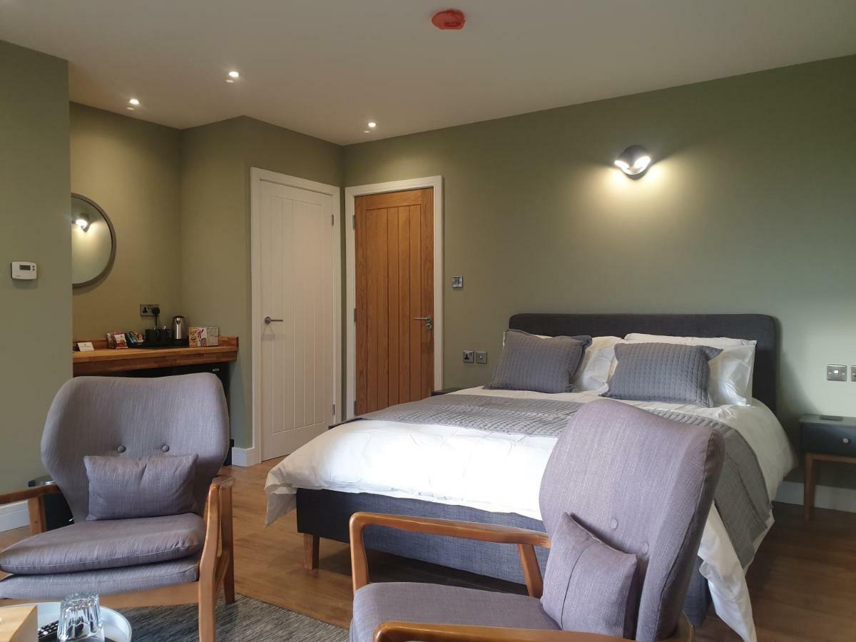 Open Acres Accommodation And Airport Parking Backwell Екстериор снимка